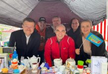 Prominente Gäste bei Radio F auf dem Trempelmarkt