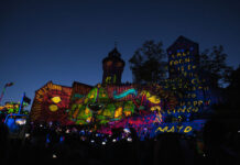 Blaue Nacht: Großprojektion auf die Kaiserburg