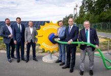 Airport Nürnberg nimmt Mega-PV-Anlage in Betrieb