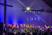 Sing, praise and shout to the Lord – 25 Jahre Gospelchor Reaching heaven