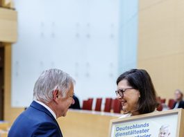 Karl Freller schreibt Parlamentsgeschichte: Seit 44 Jahren im Bayerischen Landtag