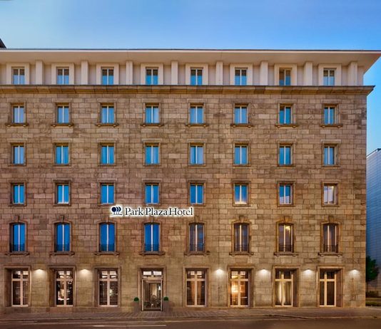 Park Plaza bleibt offizieller Hotelpartner der Nürnberg Ice Tigers